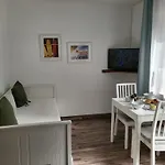 Luettje Diek 21 * Böhl